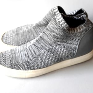 BRASH Womans Grey Elishe knit High top strechy sneaker. size 9